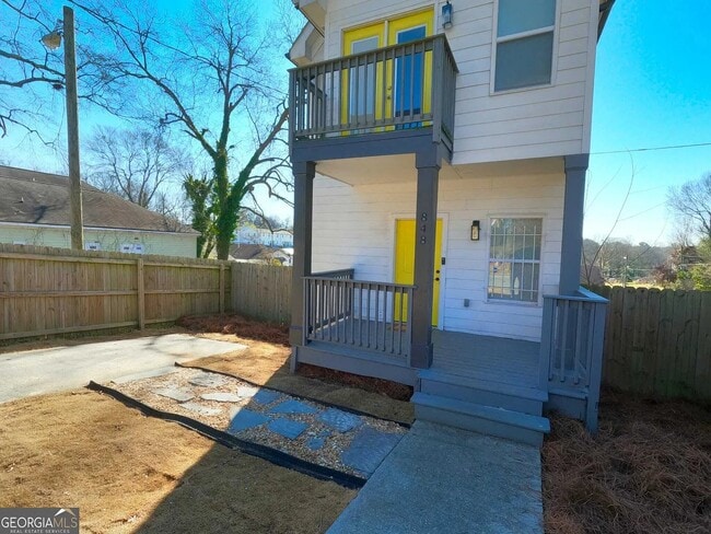 Photo - 848 Fox St NW