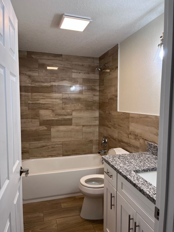 Photo - 1147 E McDonald Ave Unit #202