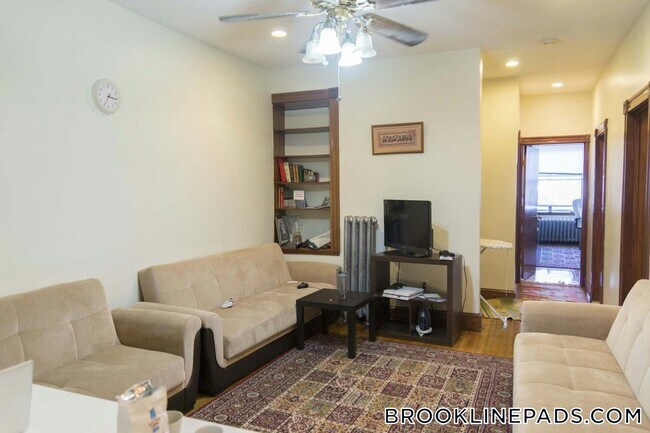 Photo - 21 Gibbs St Unit 4