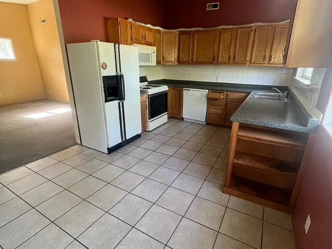 Photo - 609 N Sprigg St Unit Up