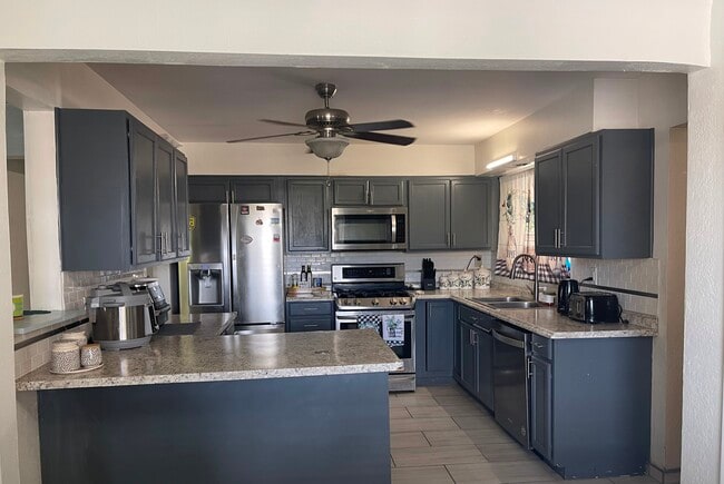 Photo - 2112 Garcia St NE