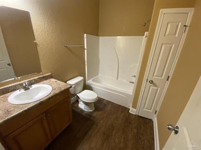 Photo - 7071 Lake Joanne Dr