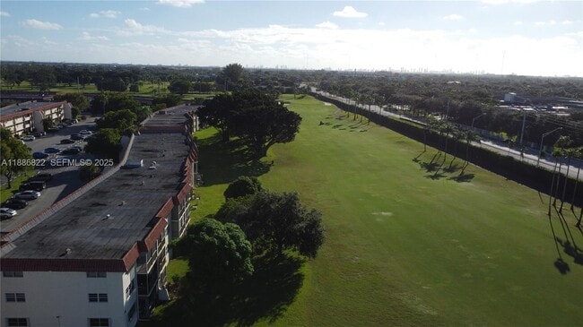 Photo - 9820 S Hollybrook Lake Dr Unit 106