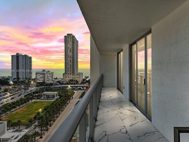 Building Photo - 300 Sunny Isles Blvd Unit 4-1503