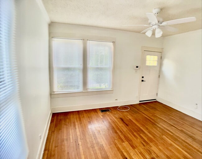 Photo - 601 Louisiana Ave Unit B