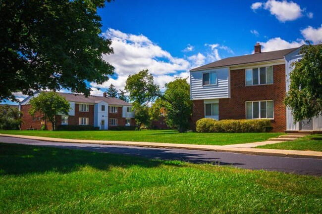 Harlo Apartments