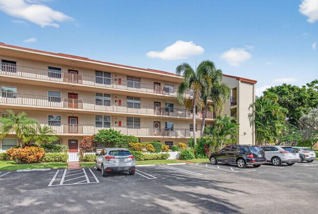 Photo - 26 Abbey Ln Unit 108