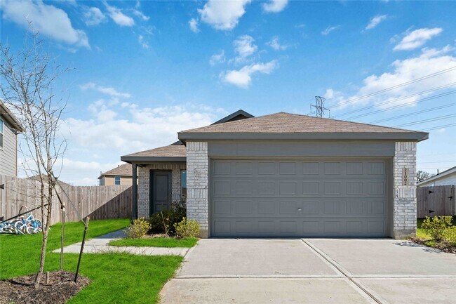 Photo - 21002 Longwitton Ln