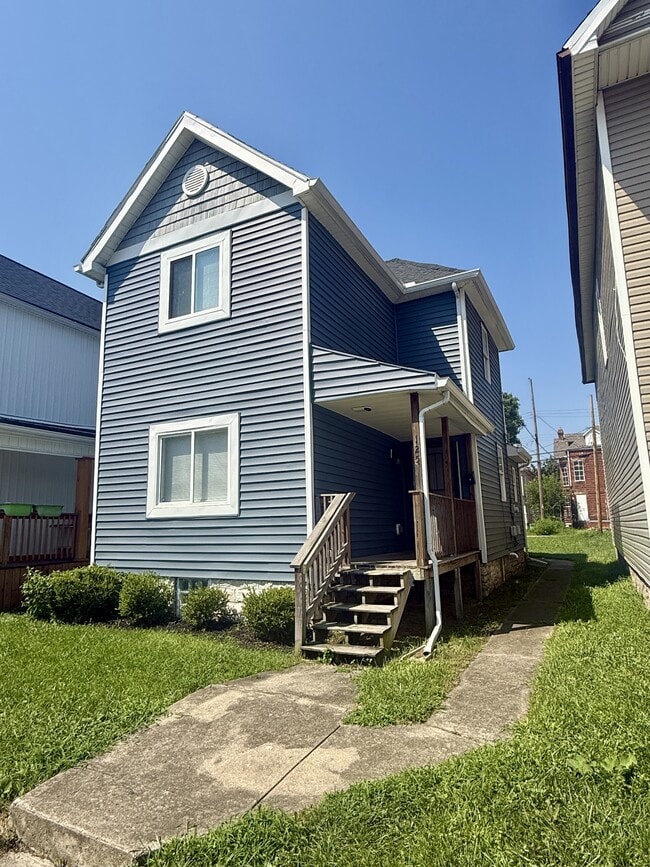 Building Photo - 125 Avondale Ave Rental