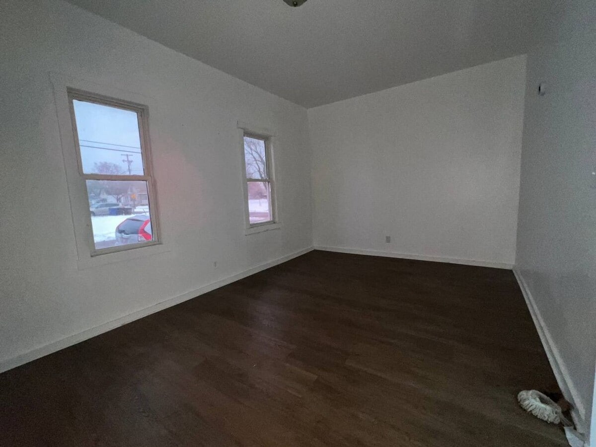 Photo - 3672 Sykora Rd