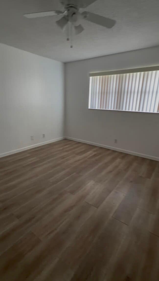 8001 Fairview Dr Unit 106