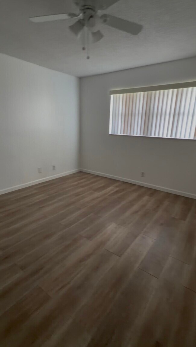 Photo - 8001 Fairview Dr Unit 106