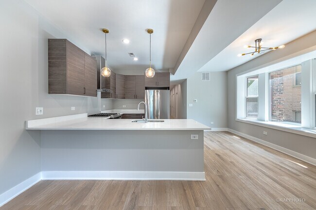 Photo - 4152 S Prairie Ave