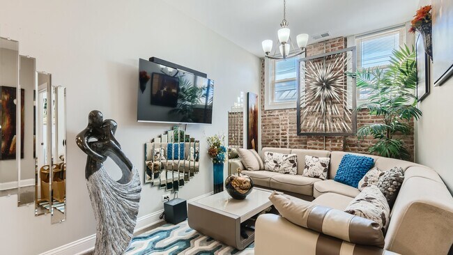 Photo - 7400 S Stony Island Ave Unit 205