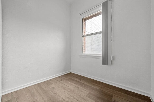 Photo - 751 Normandie Ave Unit 404