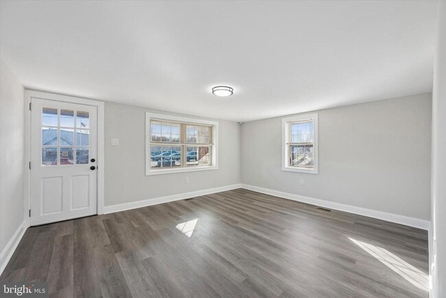 Photo - 635 Stanton Christiana Rd