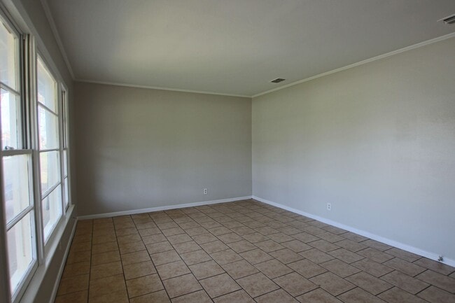 Photo - Coming Soon! 3 Bed 1.5 Bath Home Near TJC!