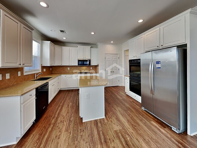 Photo - 132 Northbrooke Trace