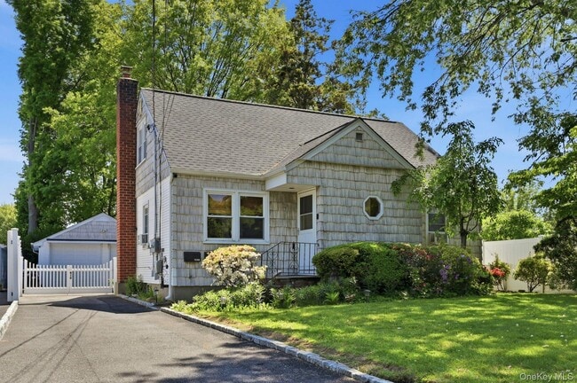 Photo - 135 Woolsey Ave