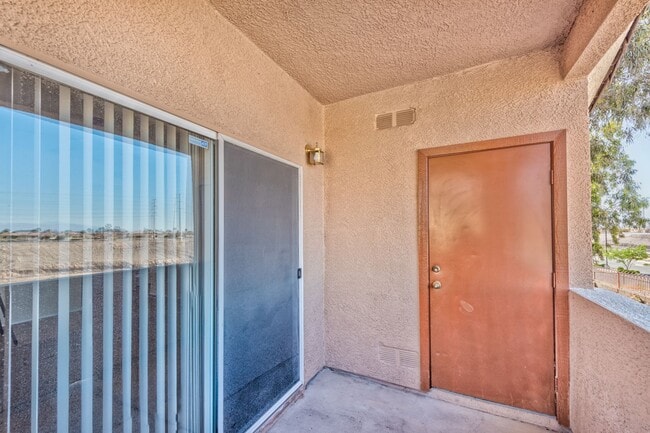 Photo - 1050 E Cactus Ave Unit 2091