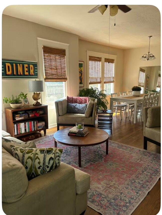 Photo - 2037 Stanford Ave