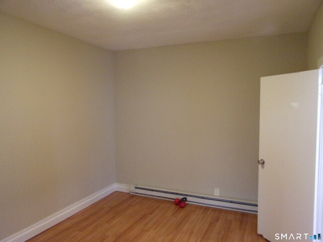 Photo - 158 High St Unit 1st flr south