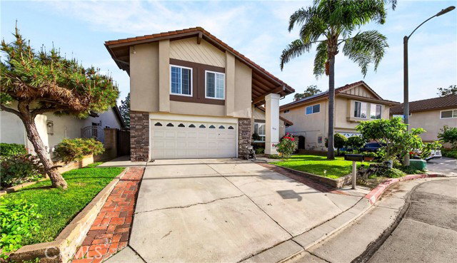 Building Photo - 1519 N Camden Pl