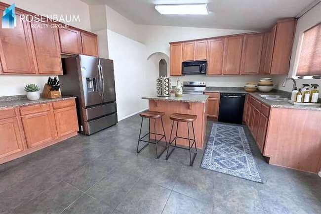 Photo - 2030 W Carson Rd