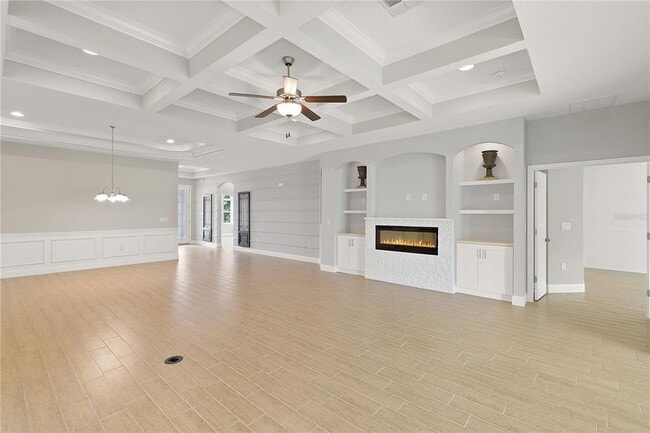 Photo - 202 Messina Pl