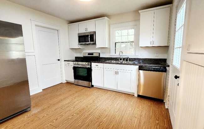 Photo - 221 Wilshire Rd NE Unit 221 B Wilshire Road