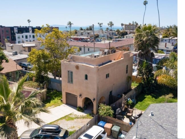Downtown Ventura - Two bedroom, two bath w... - Downtown Ventura - Two bedroom, two bath w... House