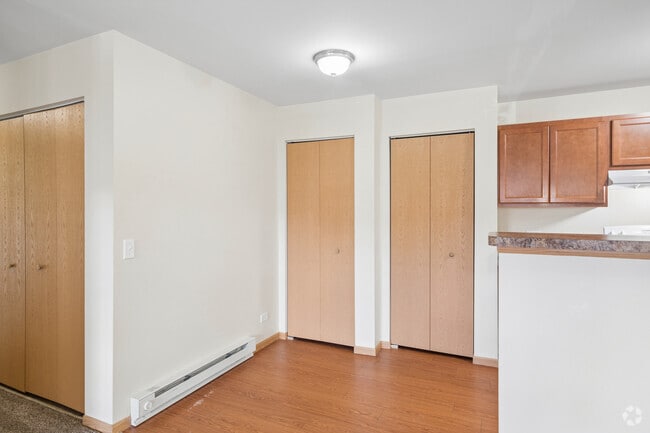 2BR, 2BA - 1,055SF - Dining Room