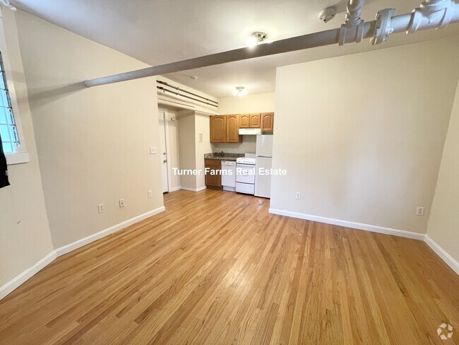 Building Photo - 31 Bay State Rd Unit BR Rental