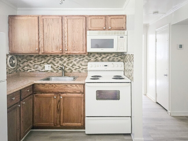 2524 Noel St Unit 2524-A Noel St