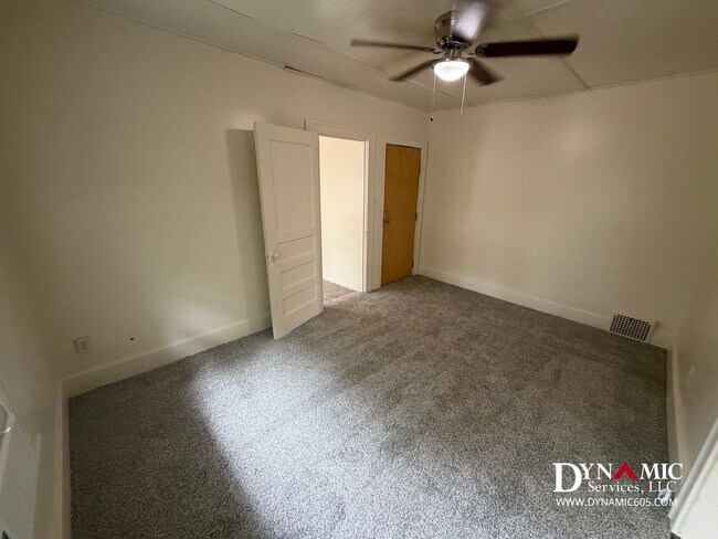 Photo - 330 N Spring Ave Unit #3