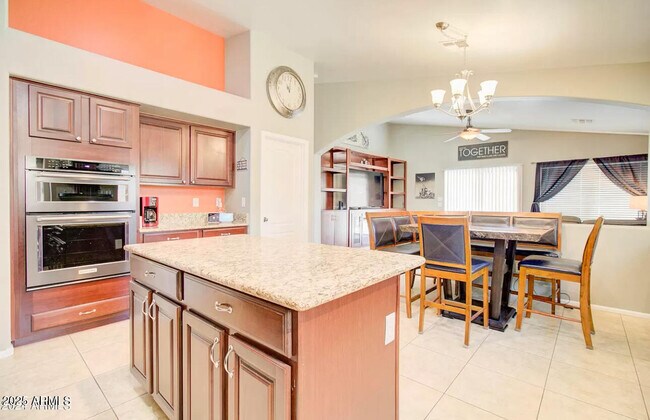 Photo - 1277 W Busa Dr