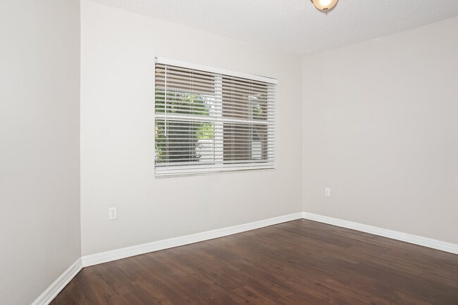 1191 Primrose Rd