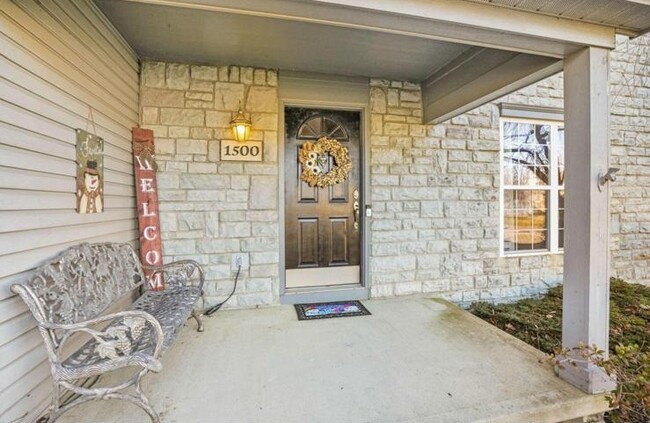 Photo - 1500 Aniko Ave