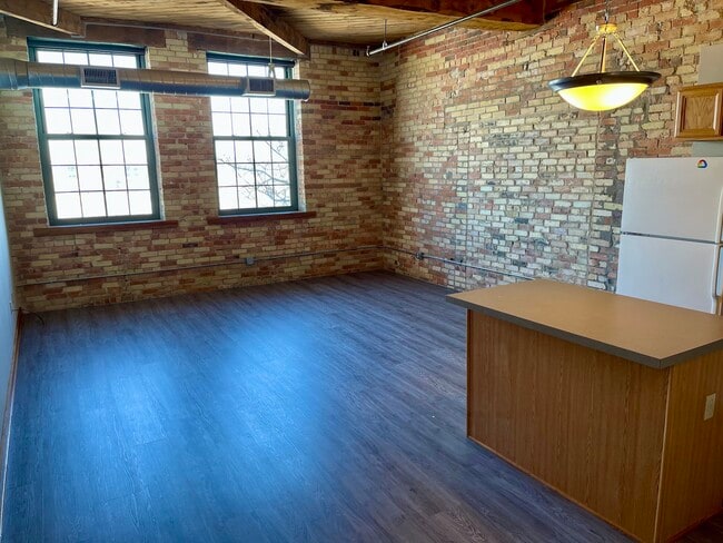 Photo - 940 Monroe Ave NW Unit 362