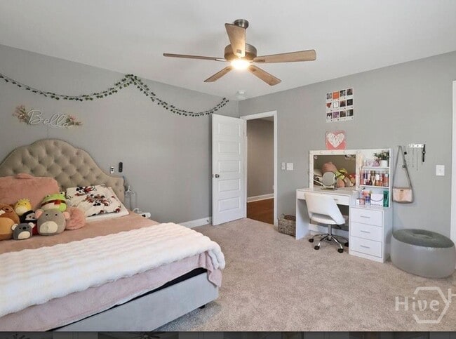 Photo - 206 Boulder Ct