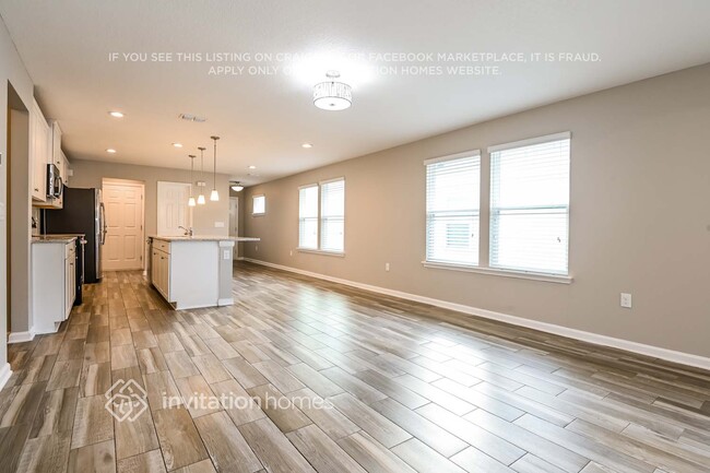 Photo - 213 Santorini Ct