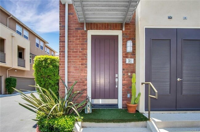 Photo - 31 Brownstone Way