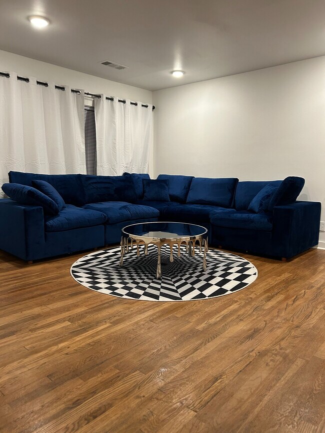 Photo - Room in Duplex on Hightower Ct NW