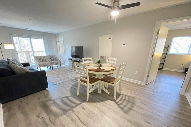 Photo - 303 Smith Level Rd Unit D24