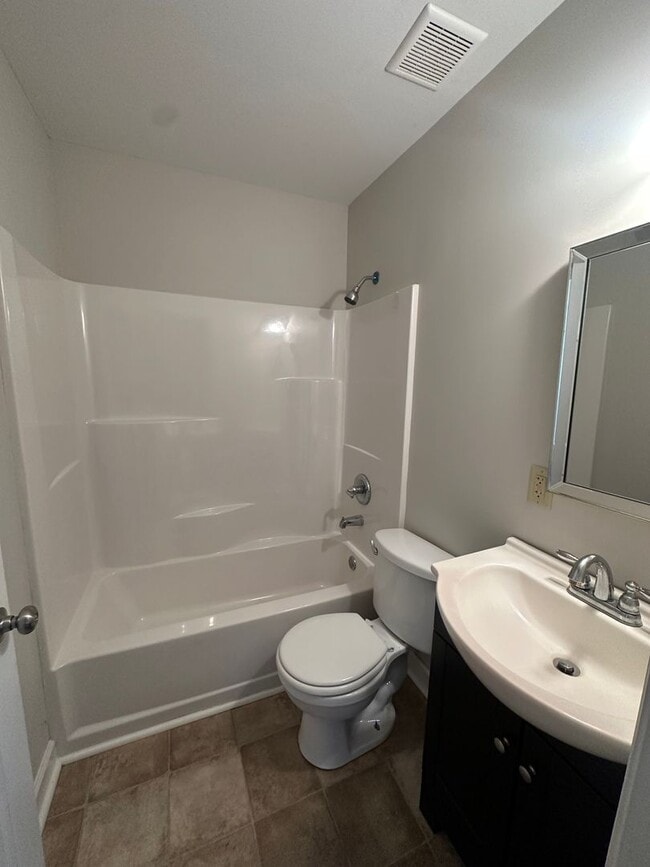 Photo - 1309 W 22nd St