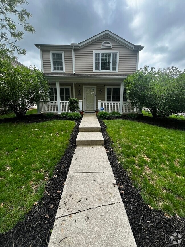Building Photo - Beautiful 3 Bedrooms Home inside Willows a...
