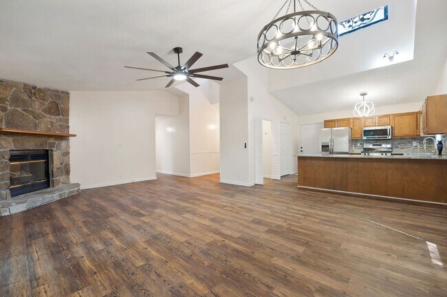 Photo - Location, location, location! 3 bedroom / 2 bath remodeled home in the middle of Fairfield Glade ...