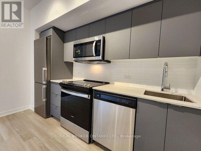 Photo - 30 Tretti Wy Unit 905