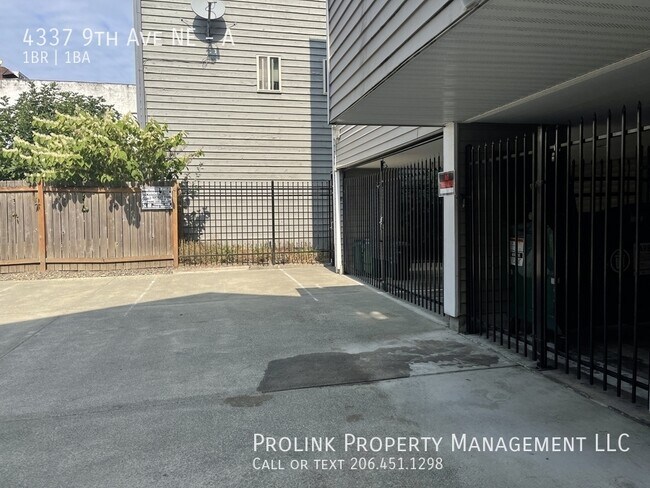Photo - 4337 9th Ave NE Unit A