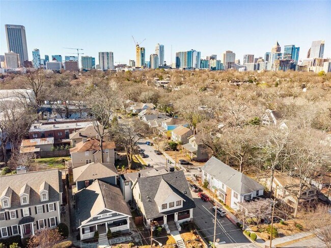 Photo - 724 Charles Allen Dr NE Unit 3